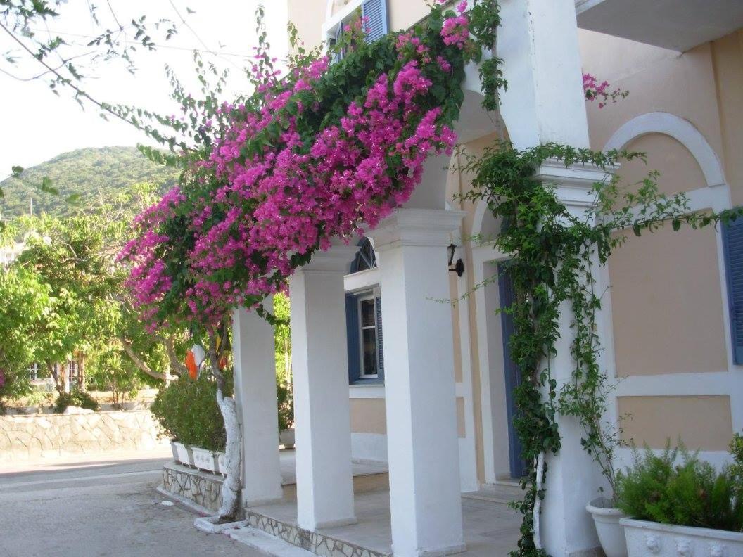 Louisa Studios Poros  Екстериор снимка